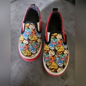 Kids Pokémon sneakers size 13